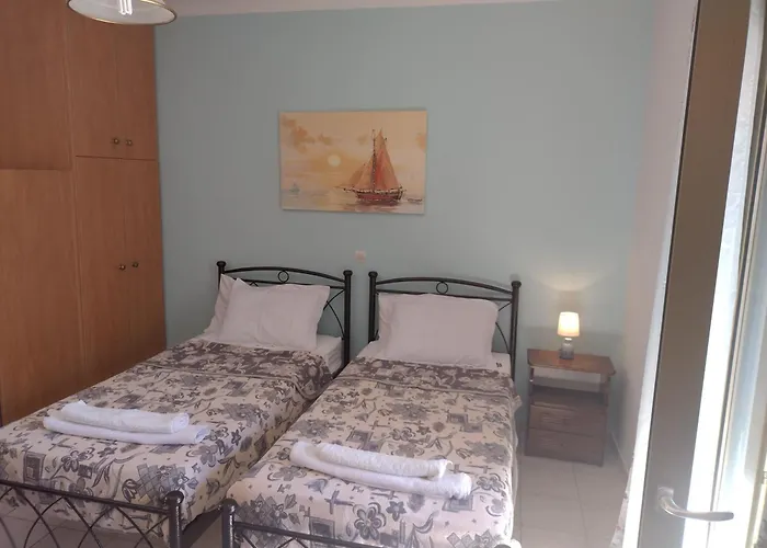 Reggina's Place Apartamento Vlachata